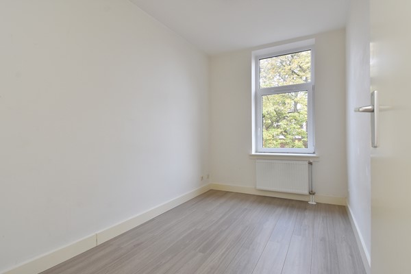 Medium property photo - Linnaeusstraat 142, 2522 GW Den Haag